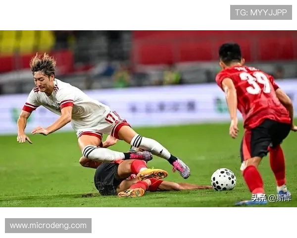 足球右路助攻表现稳健，进攻端持续提升