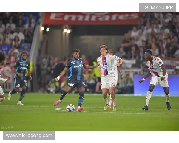 洛里昂防守表现