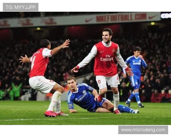 曼联伪复兴暴露深层问题，近期回暖难掩赛季走势隐患